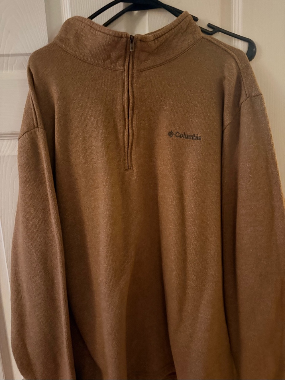 Columbia Men’s Quarter-Zip Pullover Sweater in Brown